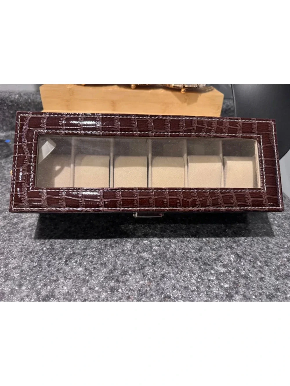 6 slot watch storage with lock and key, NIB chocolate brown